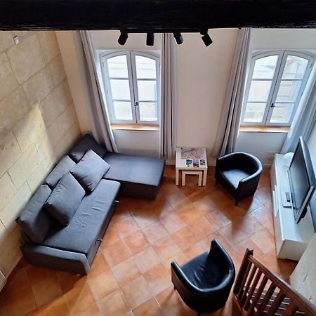 La Garriguette Appart Centre Historique Calme Climatise 6 Couchages Arles Bagian luar foto