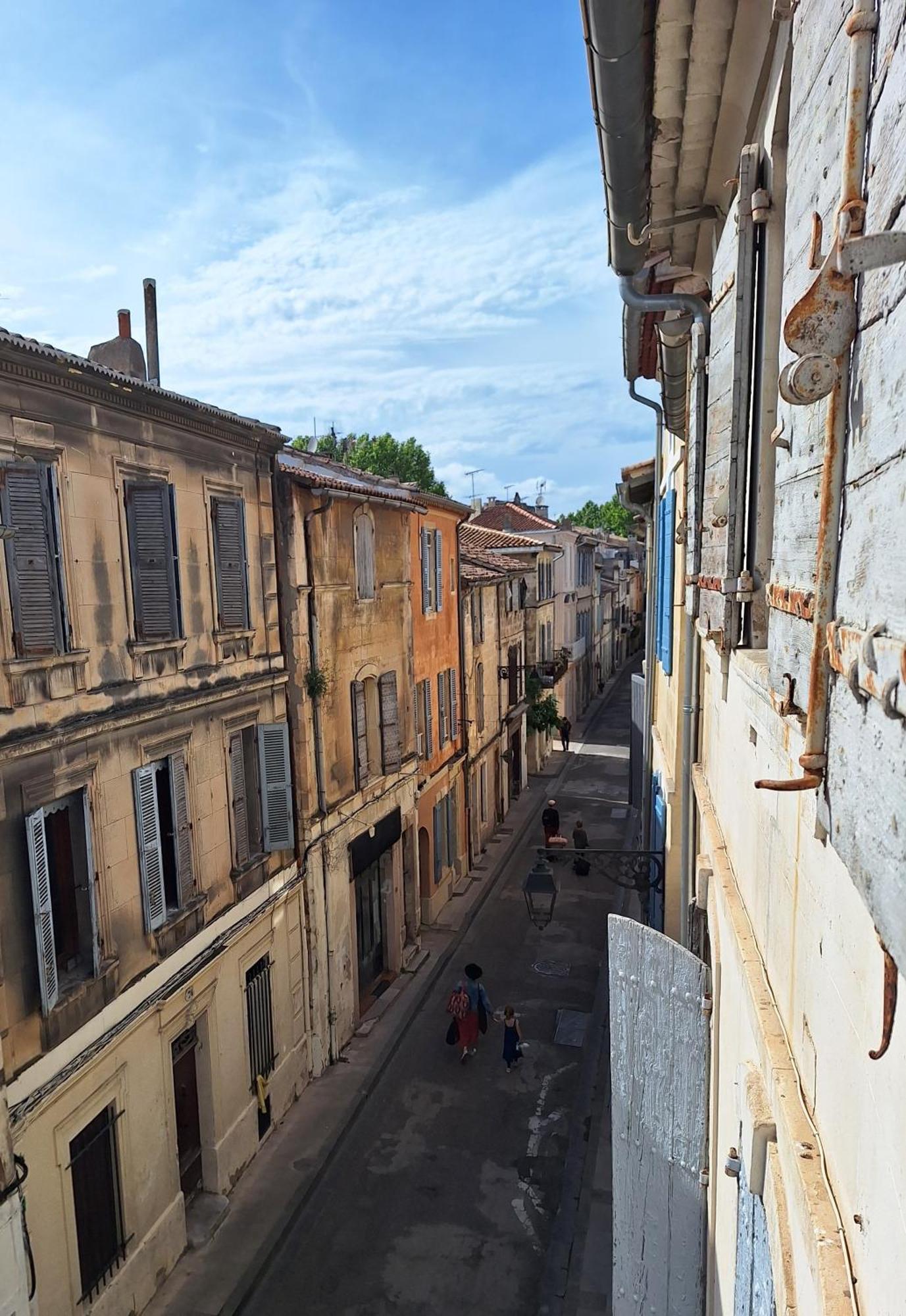 La Garriguette Appart Centre Historique Calme Climatise 6 Couchages Arles Bagian luar foto