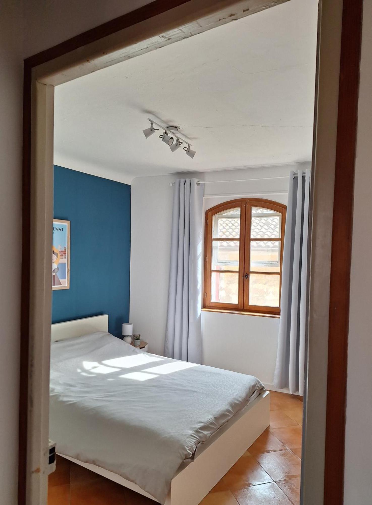 La Garriguette Appart Centre Historique Calme Climatise 6 Couchages Arles Bagian luar foto